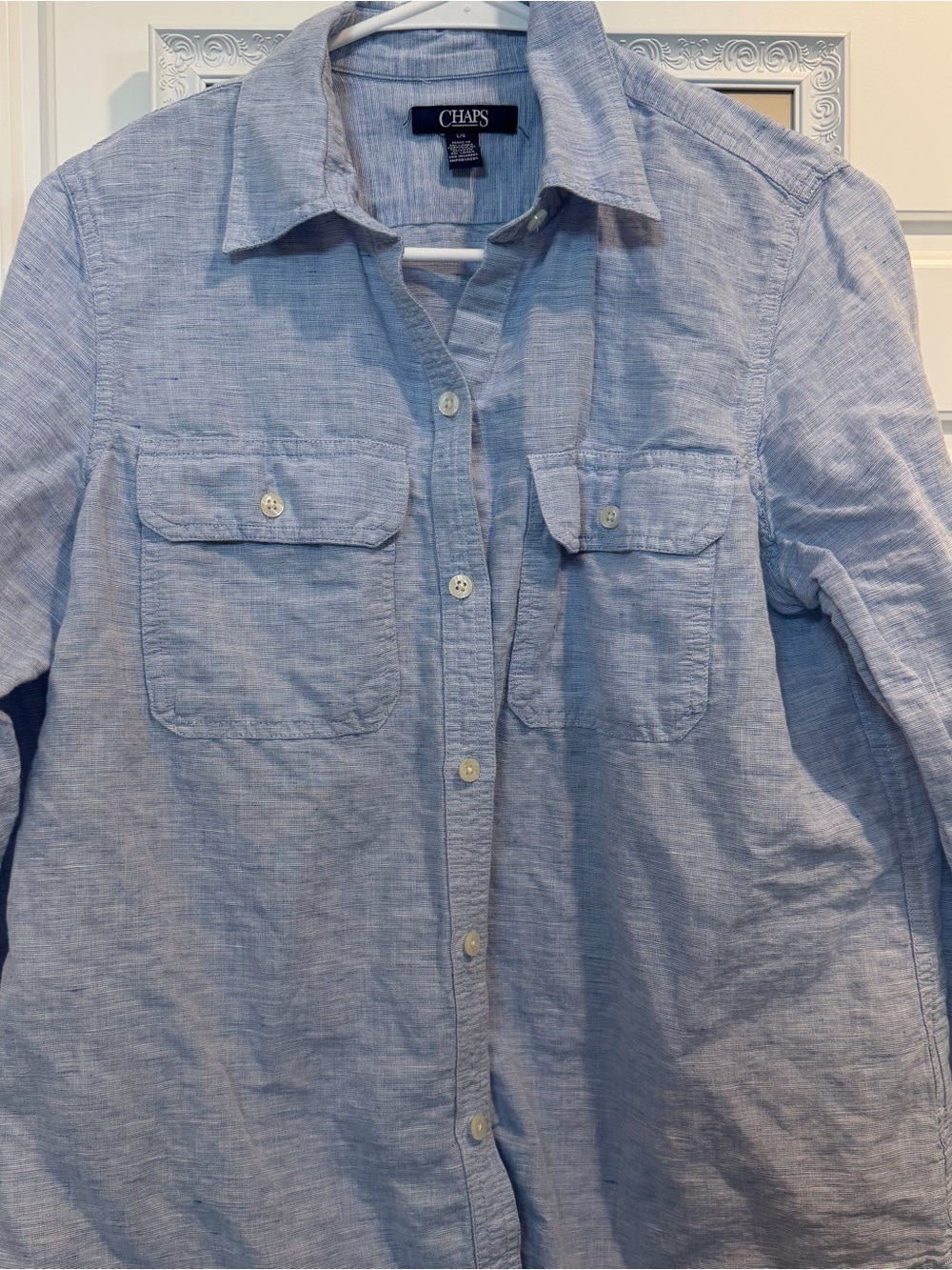 Chaps Linen Women’s Light Blue Button-Up Shirt large